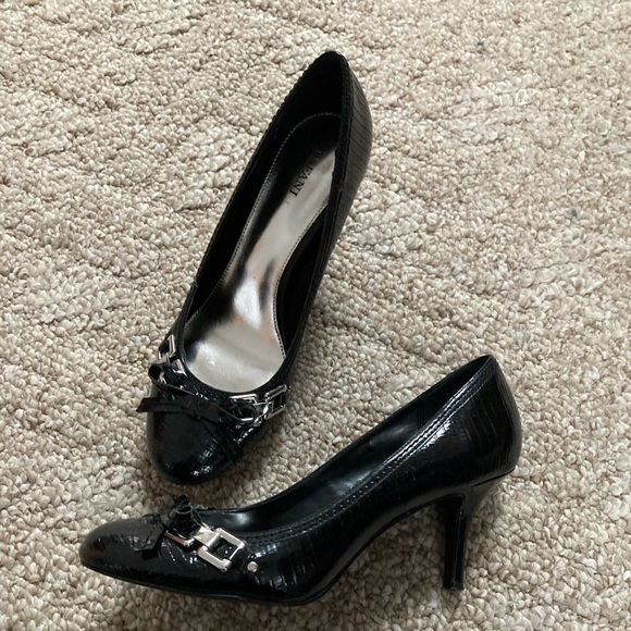 Alfani black heels - Picture 2 of 5
